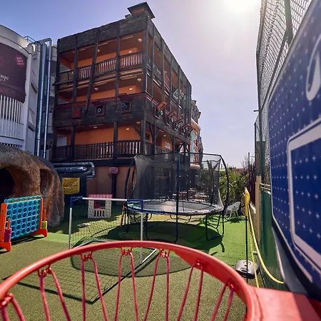 Pirates Village-2